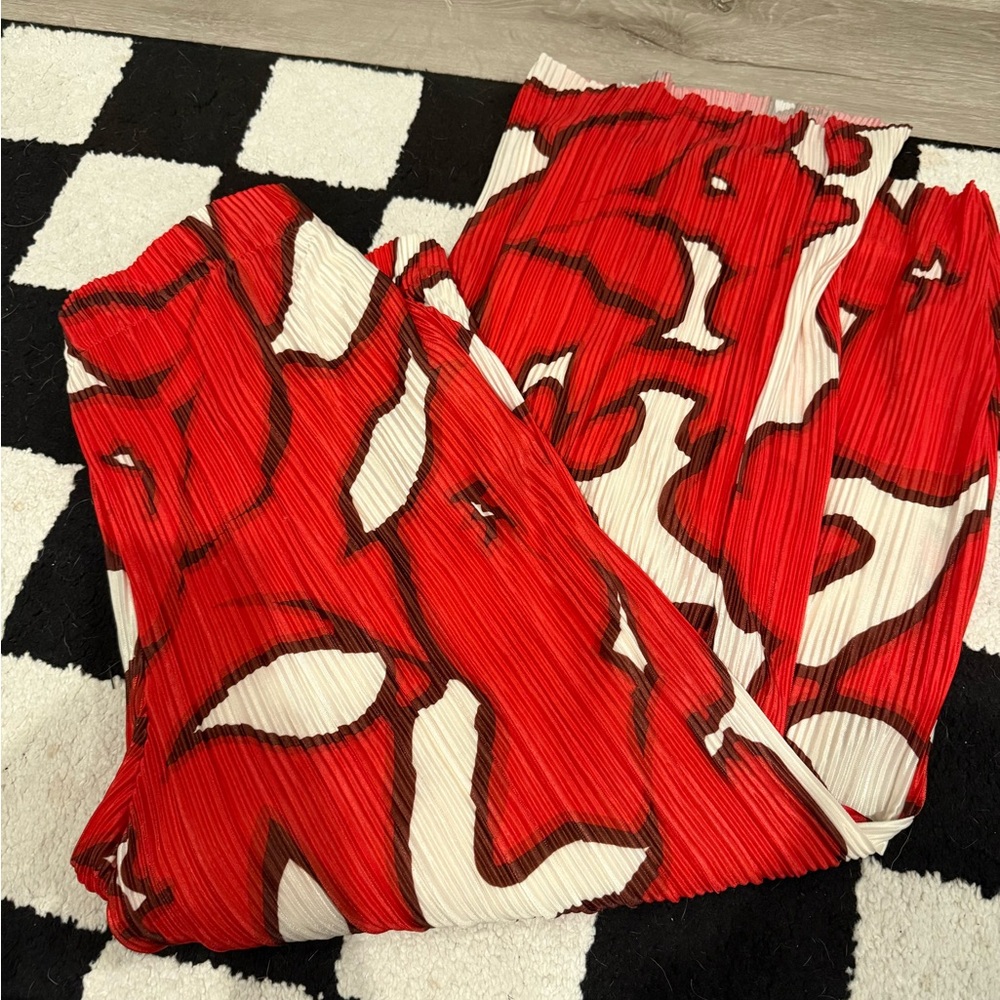 Nine West Red and Cream Pleated pants